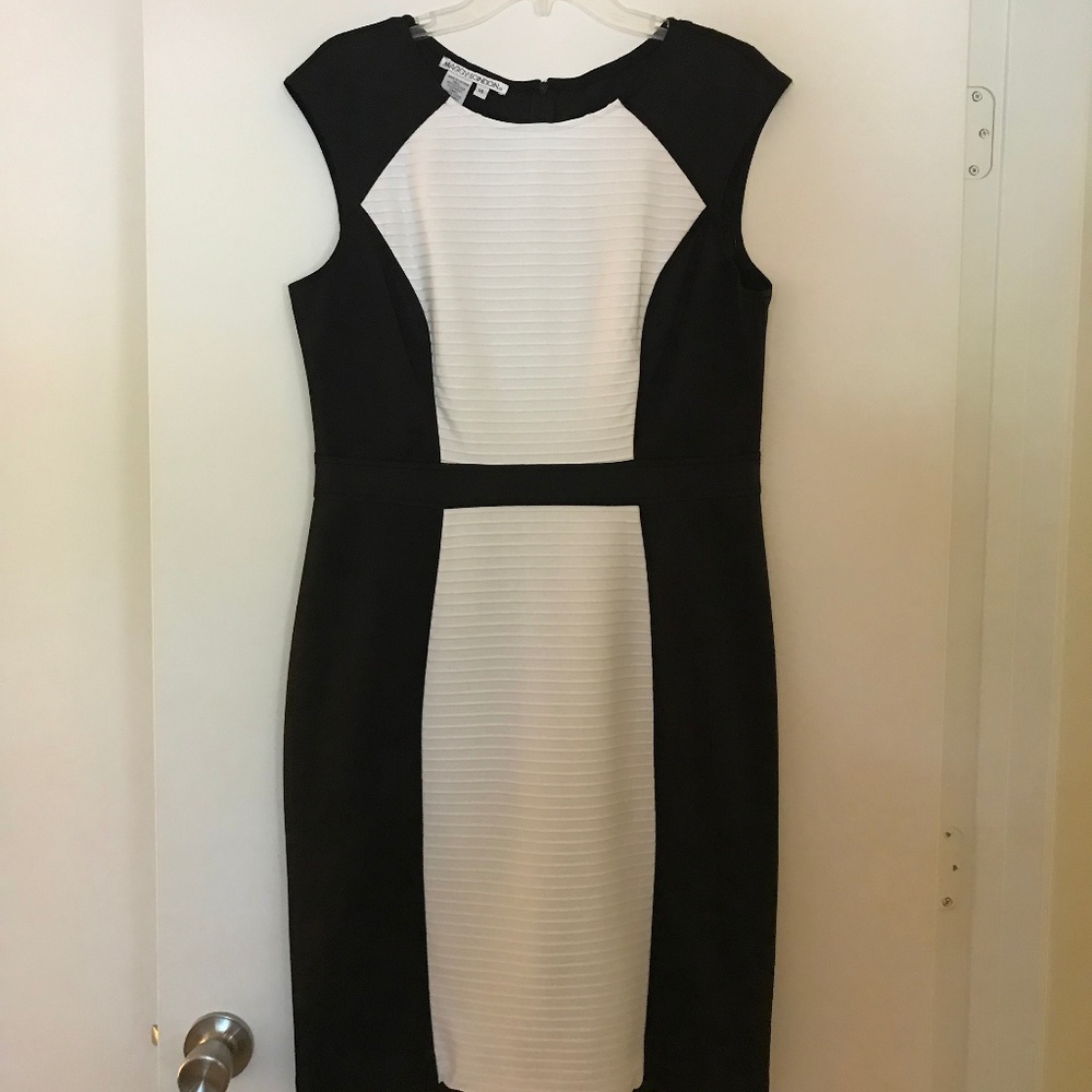 Maggy London Sheath Dress - 14